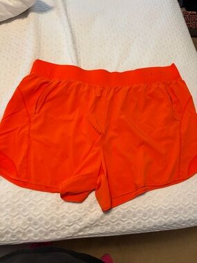 Tek gear work out shorts